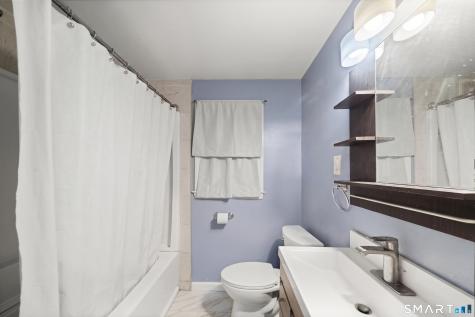 48 Park Avenue East Hartford CT 06108