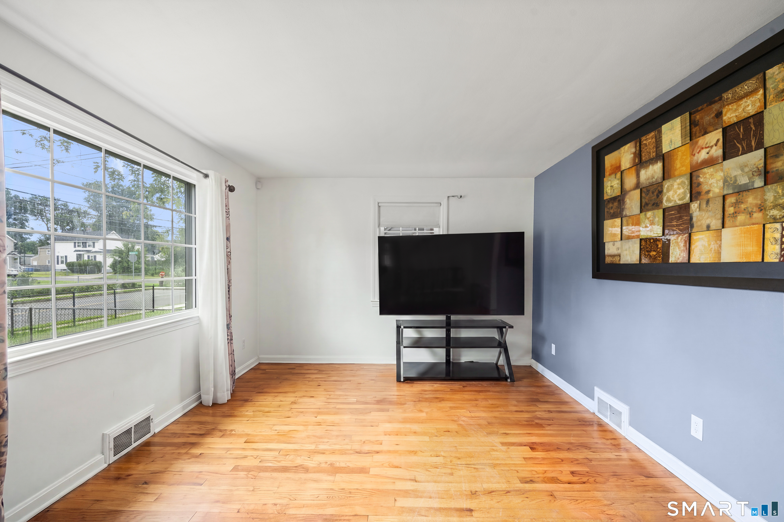 48 Park Avenue East Hartford CT 06108