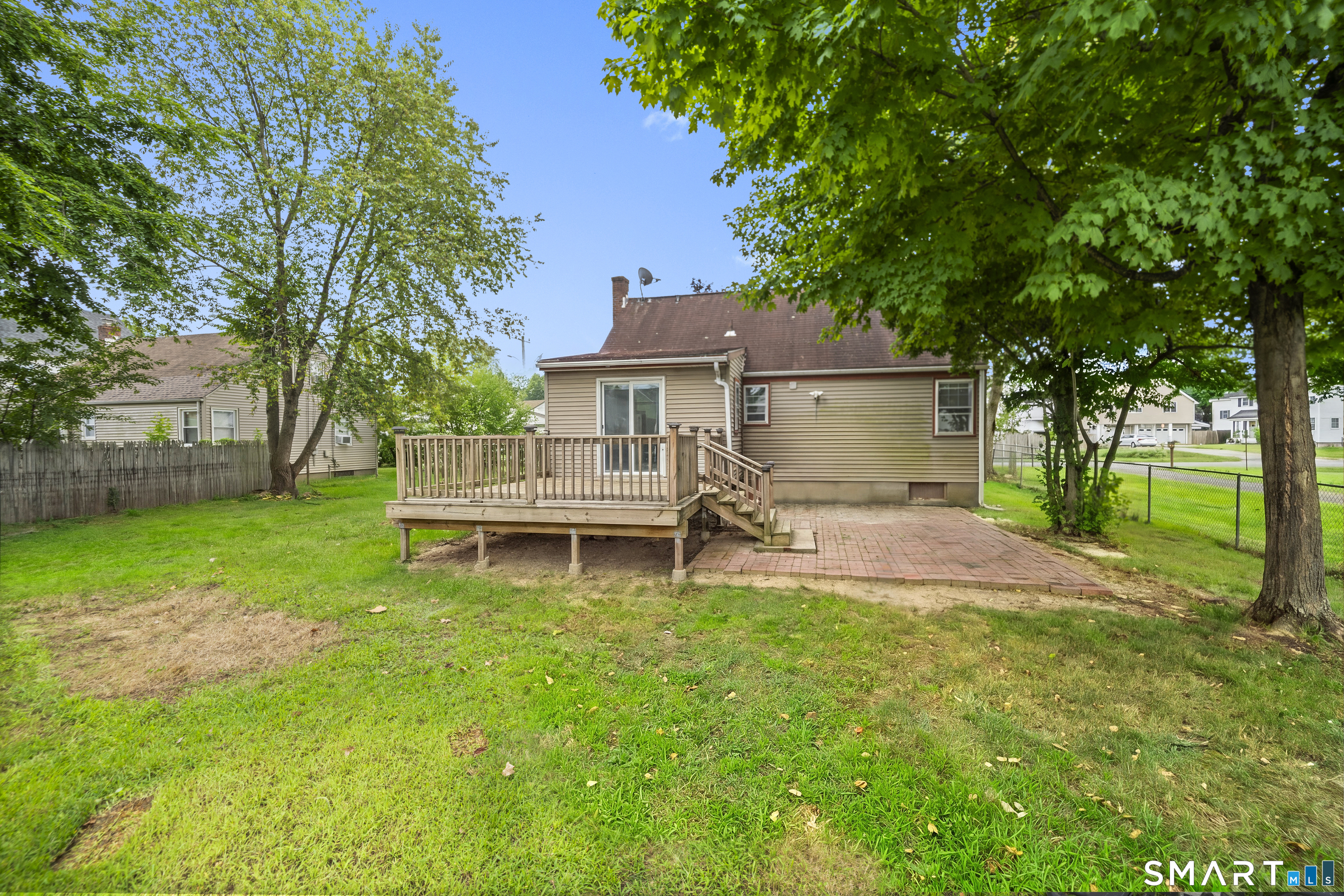 48 Park Avenue East Hartford CT 06108