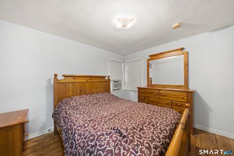48 Park Avenue East Hartford CT 06108