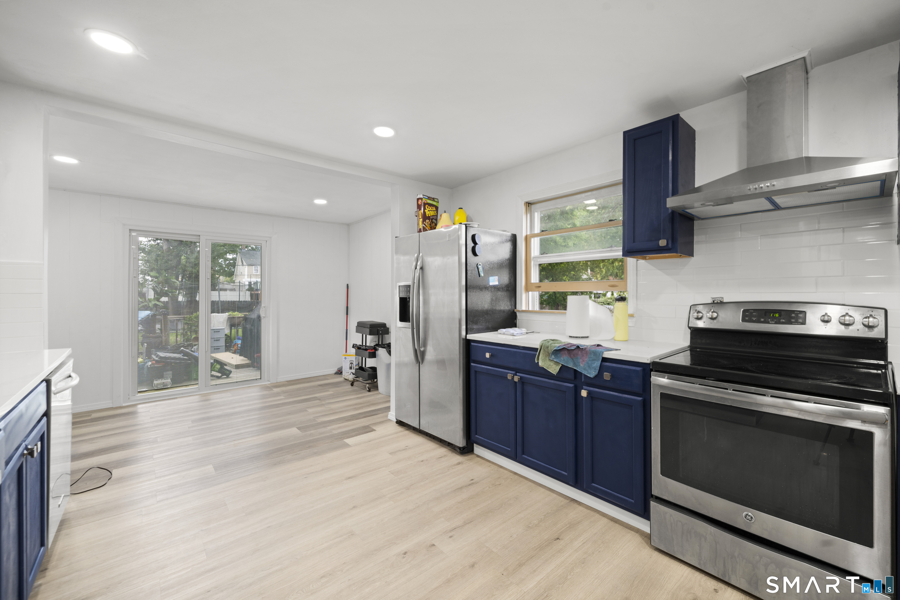 48 Park Avenue East Hartford CT 06108