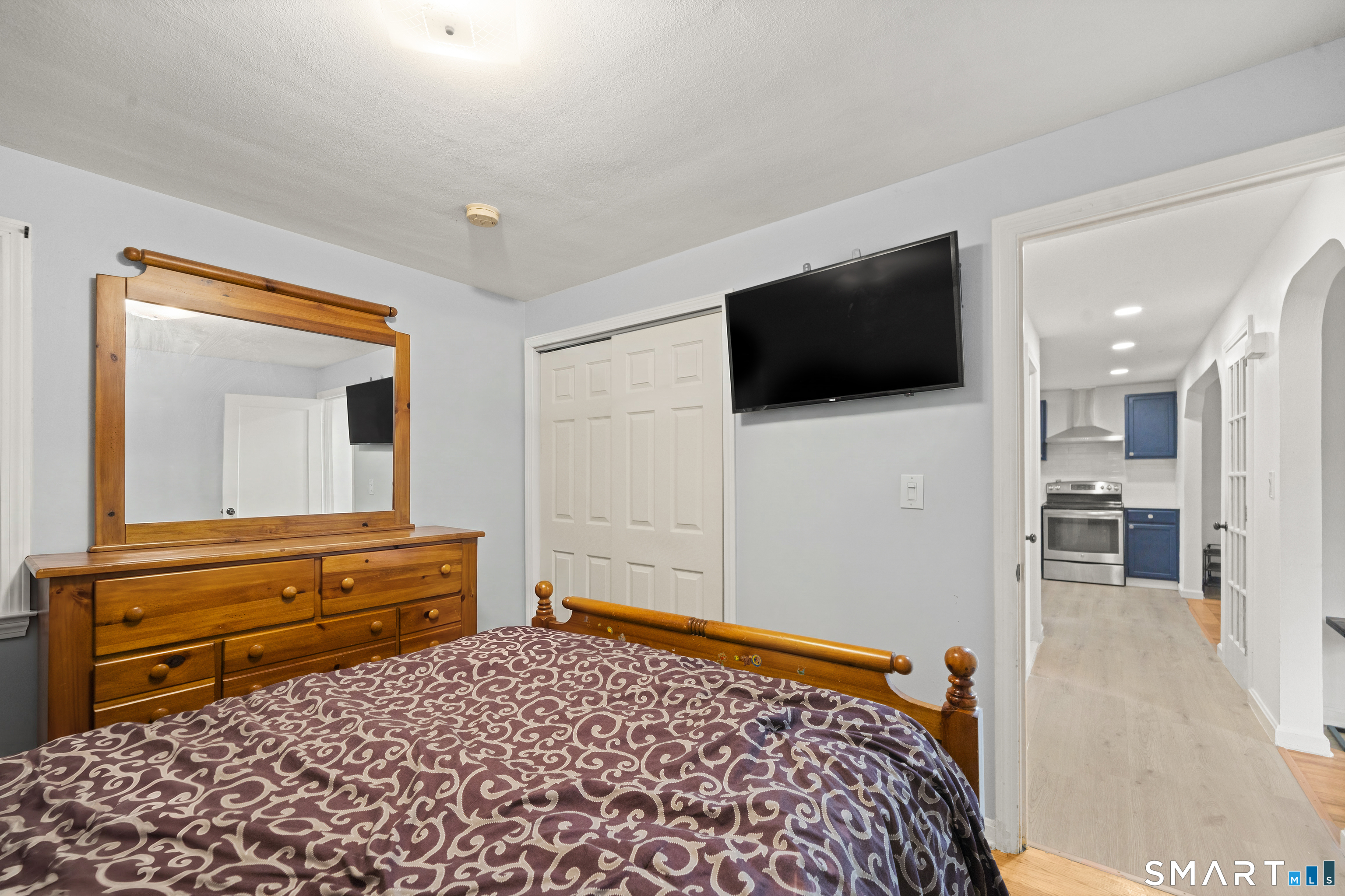 48 Park Avenue East Hartford CT 06108