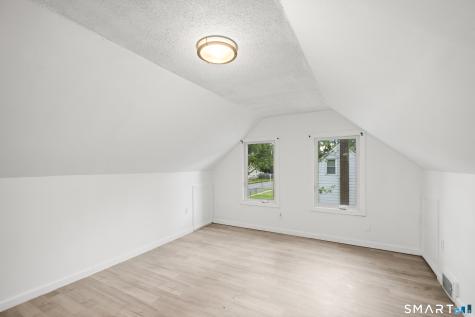 48 Park Avenue East Hartford CT 06108