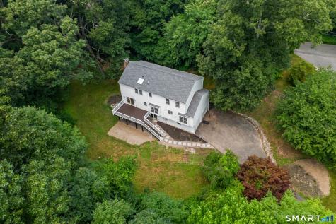 2 Sutherland Drive Newtown CT 06482