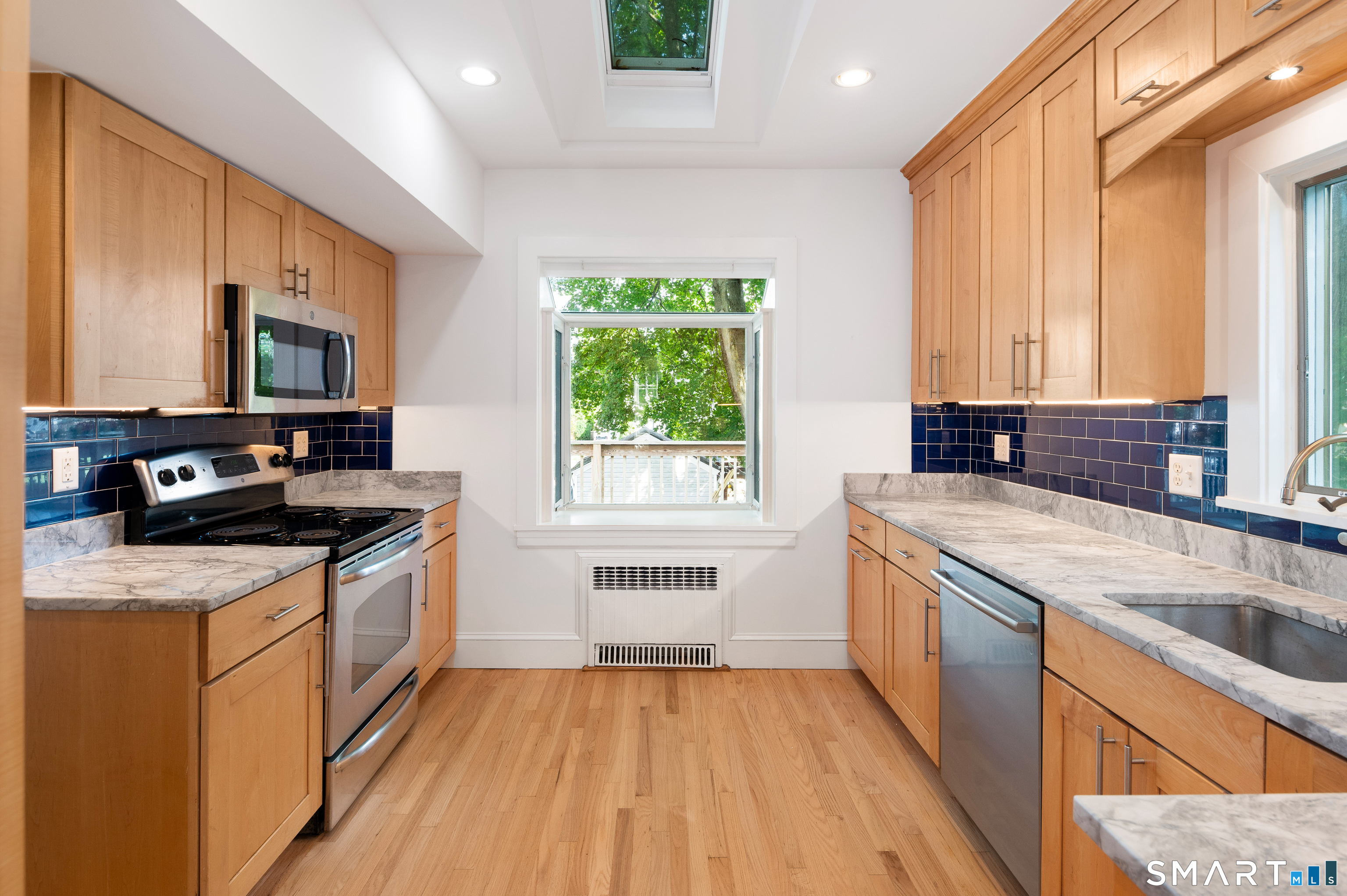 15 Brooklawn Avenue Stamford CT 06906