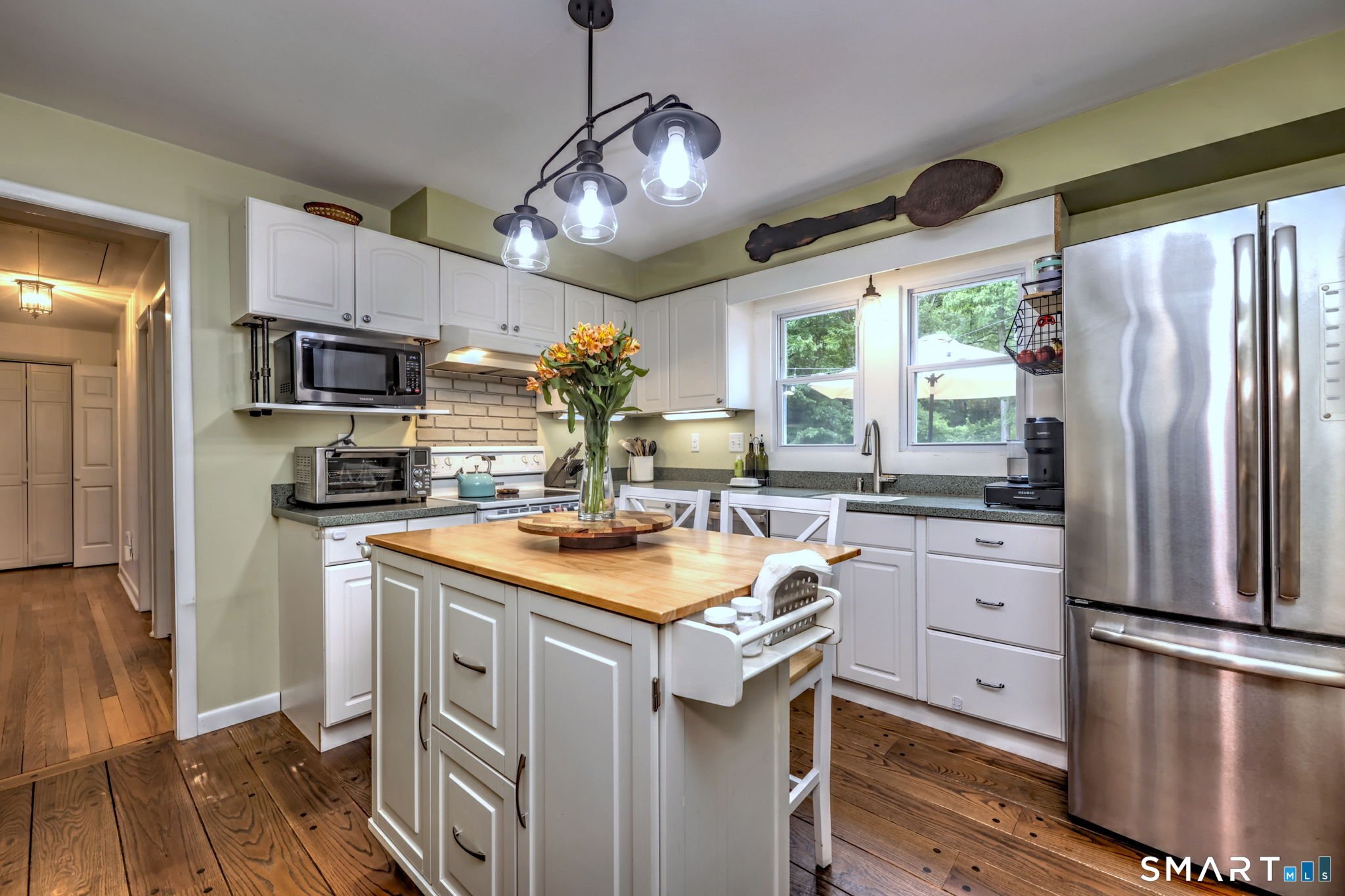 78 Blackhouse Road Trumbull CT 06611