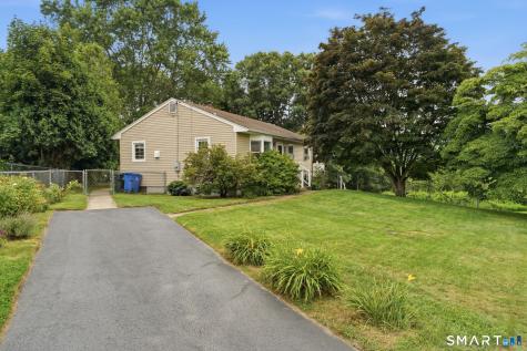 51 Orchard Drive Montville CT 06382