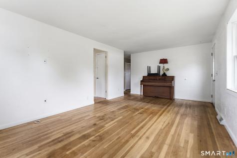 51 Orchard Drive Montville CT 06382