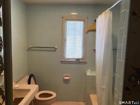 17 Mauweehoo Hill Sherman CT 06784