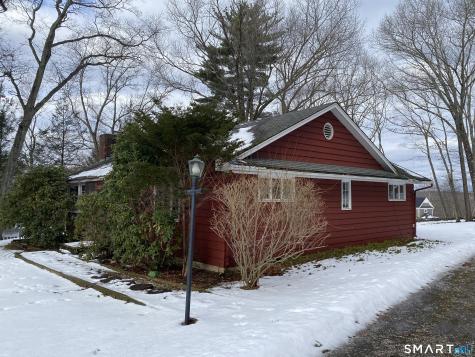 17 Mauweehoo Hill Sherman CT 06784