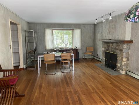 17 Mauweehoo Hill Sherman CT 06784