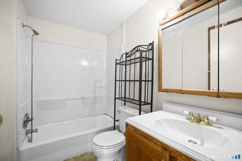 50 Roosevelt Boulevard Enfield CT 06082