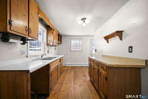 50 Roosevelt Boulevard Enfield CT 06082