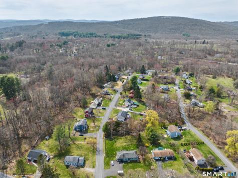 11 Clearview Drive New Milford CT 06776