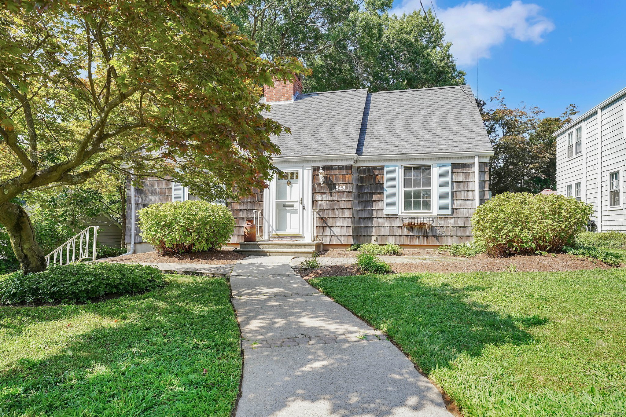 548 Fern Street West Hartford CT 06107