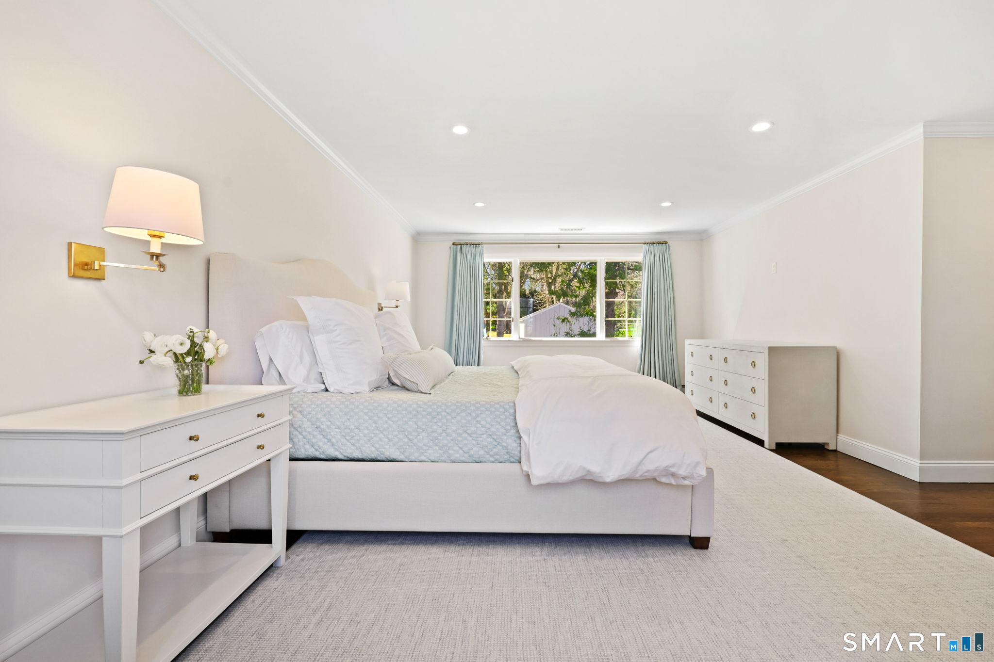 40 Shadow Lane New Canaan CT 06840