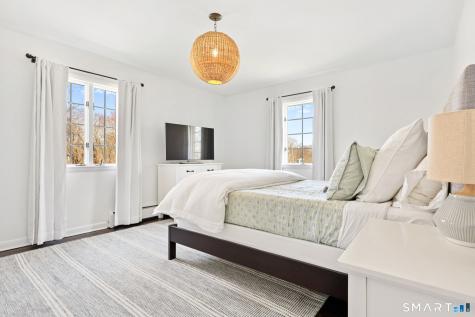 40 Shadow Lane New Canaan CT 06840