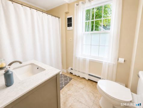 54 Main Street Thompson CT 06255