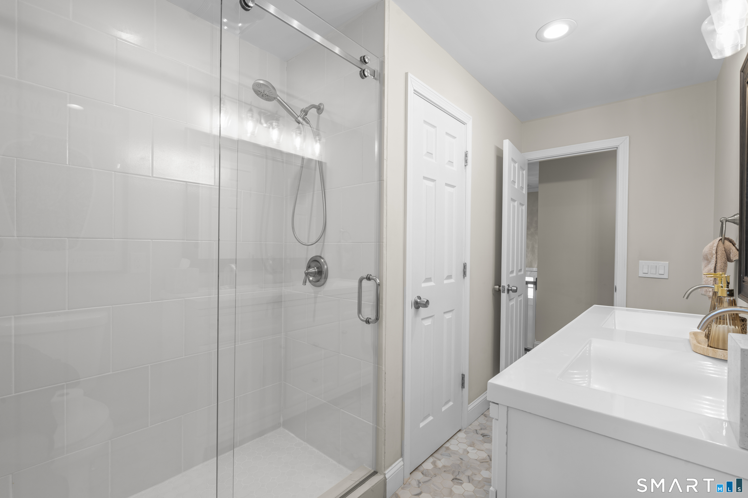 260 Weeping Willow Lane Fairfield CT 06825