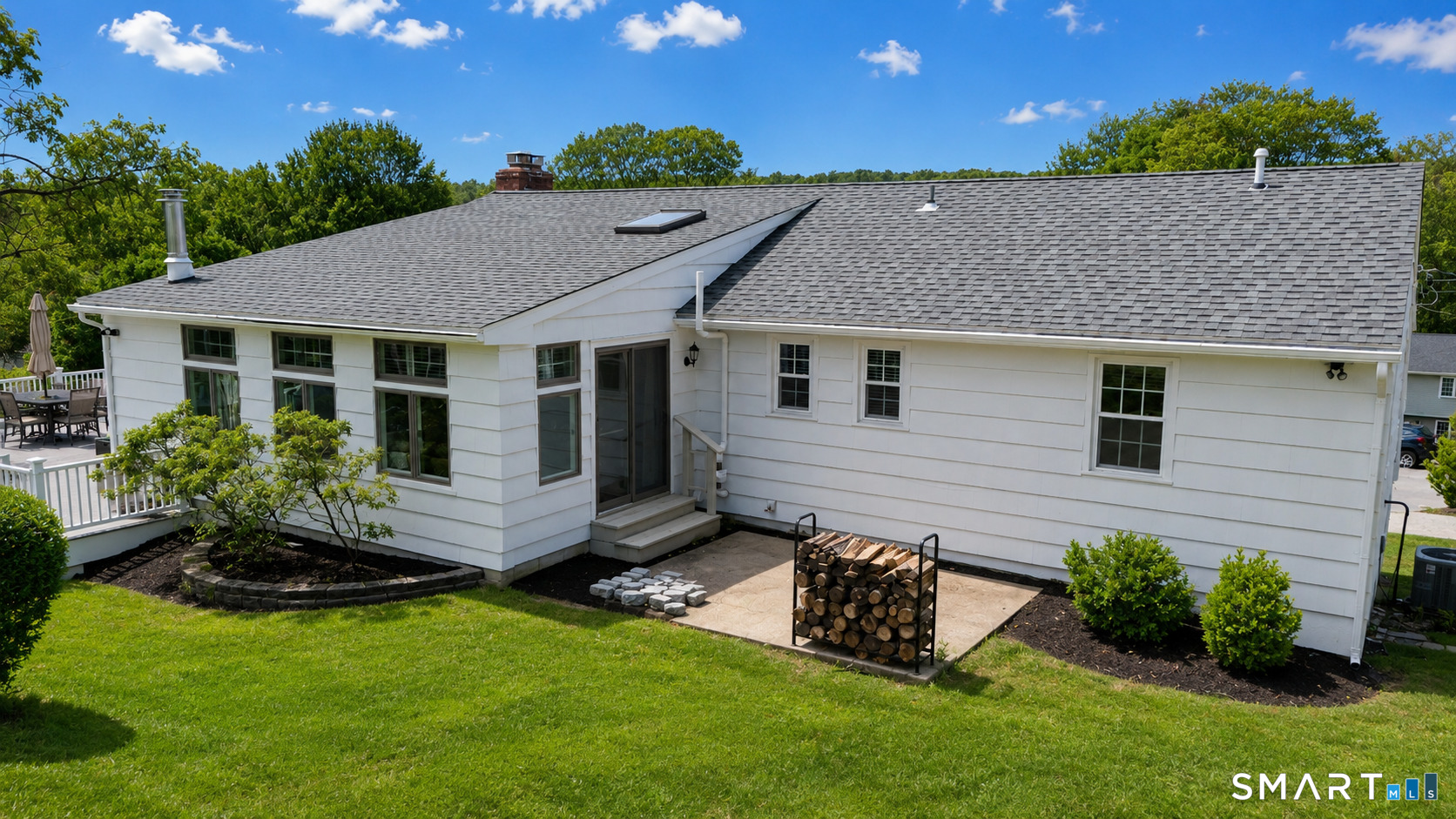 260 Weeping Willow Lane Fairfield CT 06825