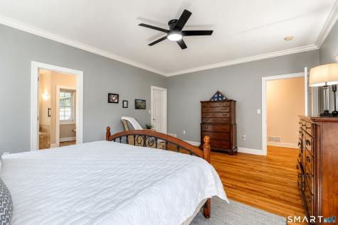 10 Crestview Drive Middlefield CT 06481