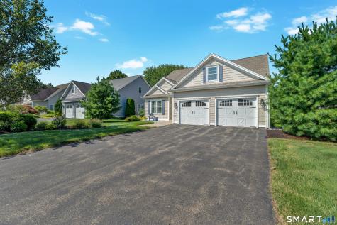 10 Crestview Drive Middlefield CT 06481