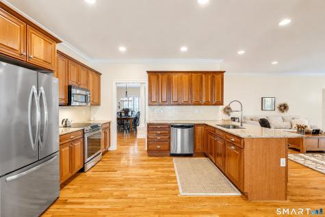10 Crestview Drive Middlefield CT 06481