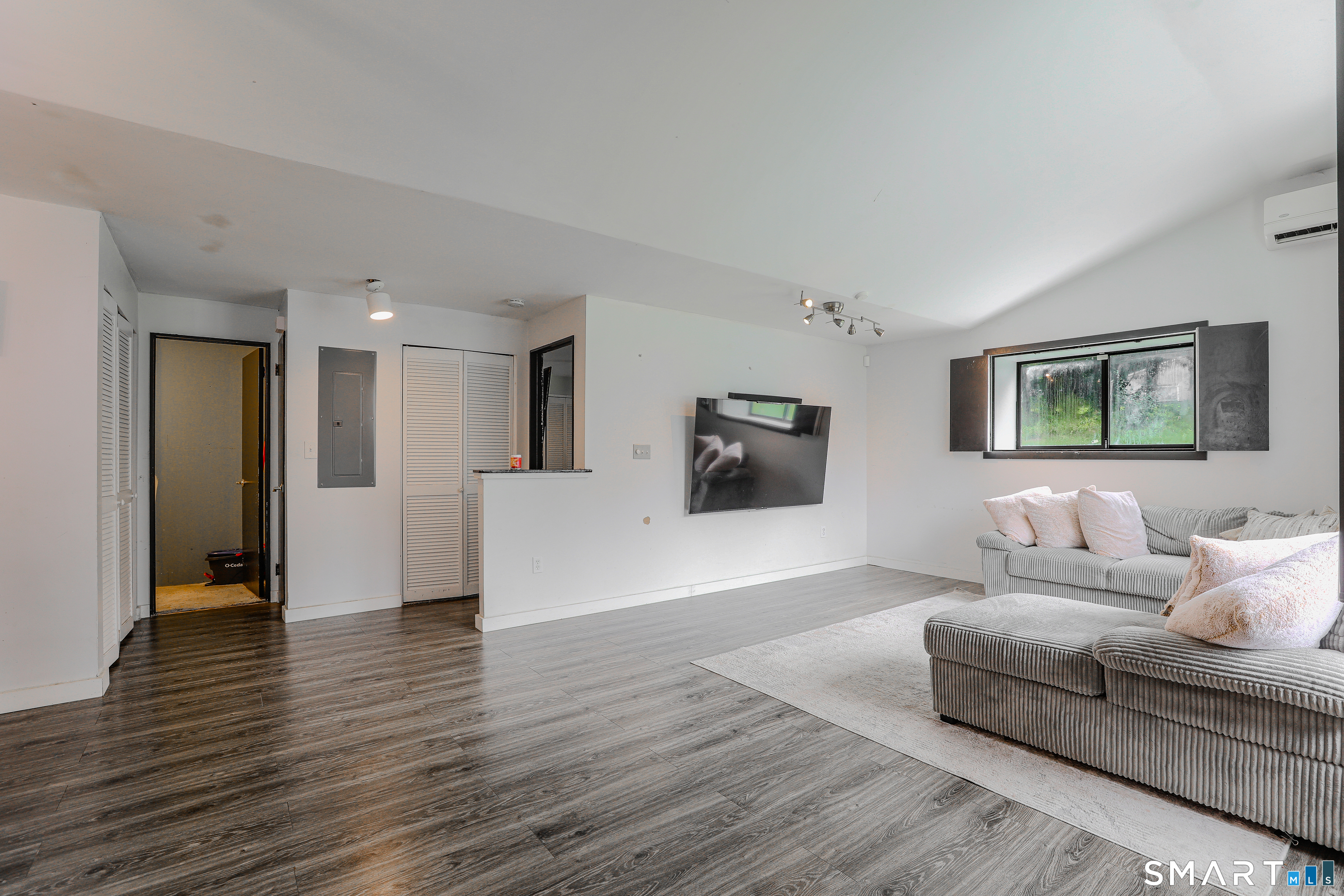 54 Baxter Street Tolland CT 06084