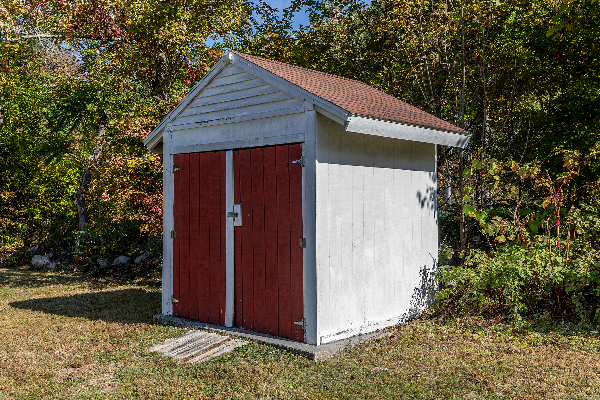 47 Mist Hill Drive Brookfield CT 06804