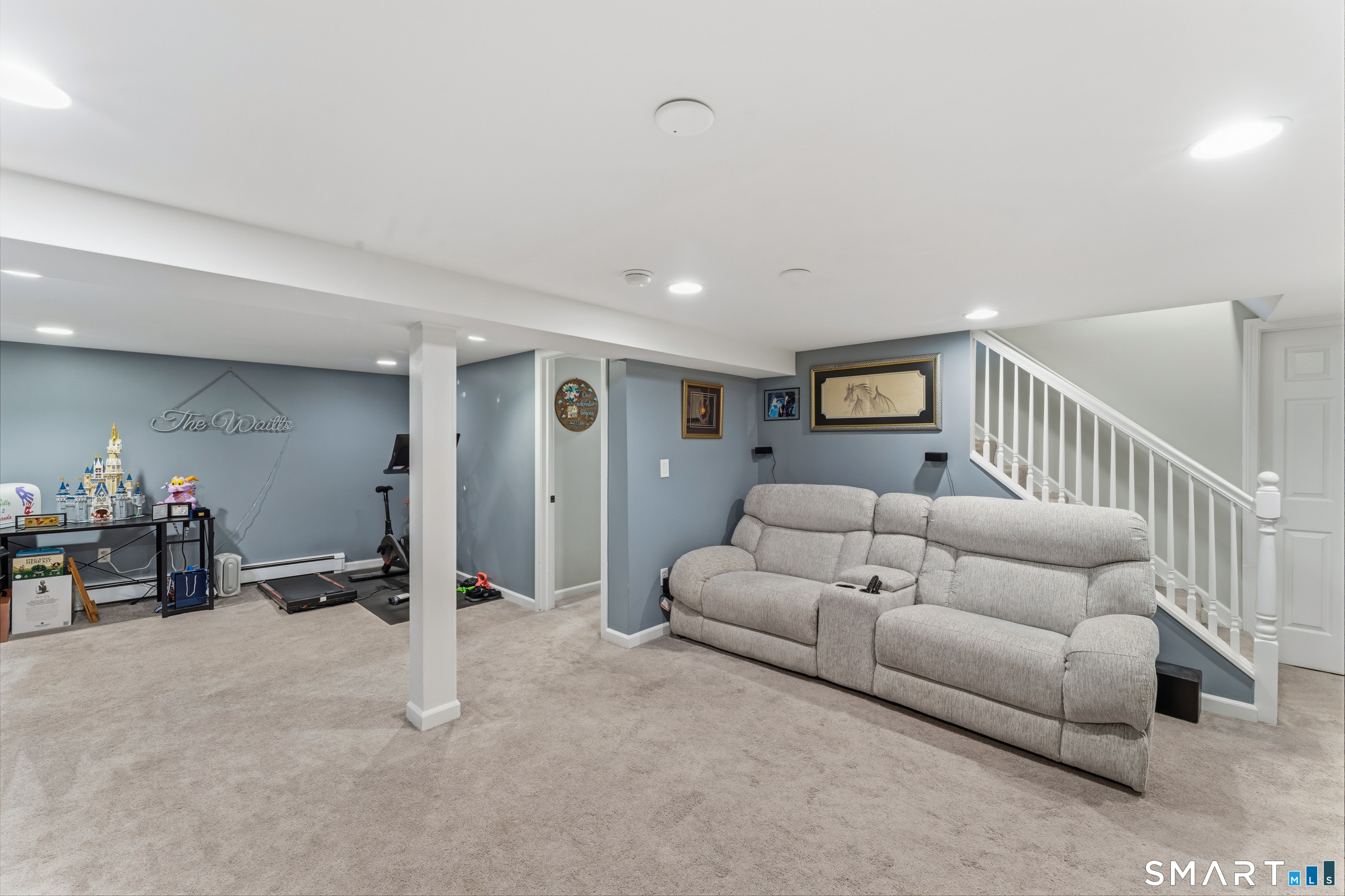 17 Greenbriar Lane Newtown CT 06470