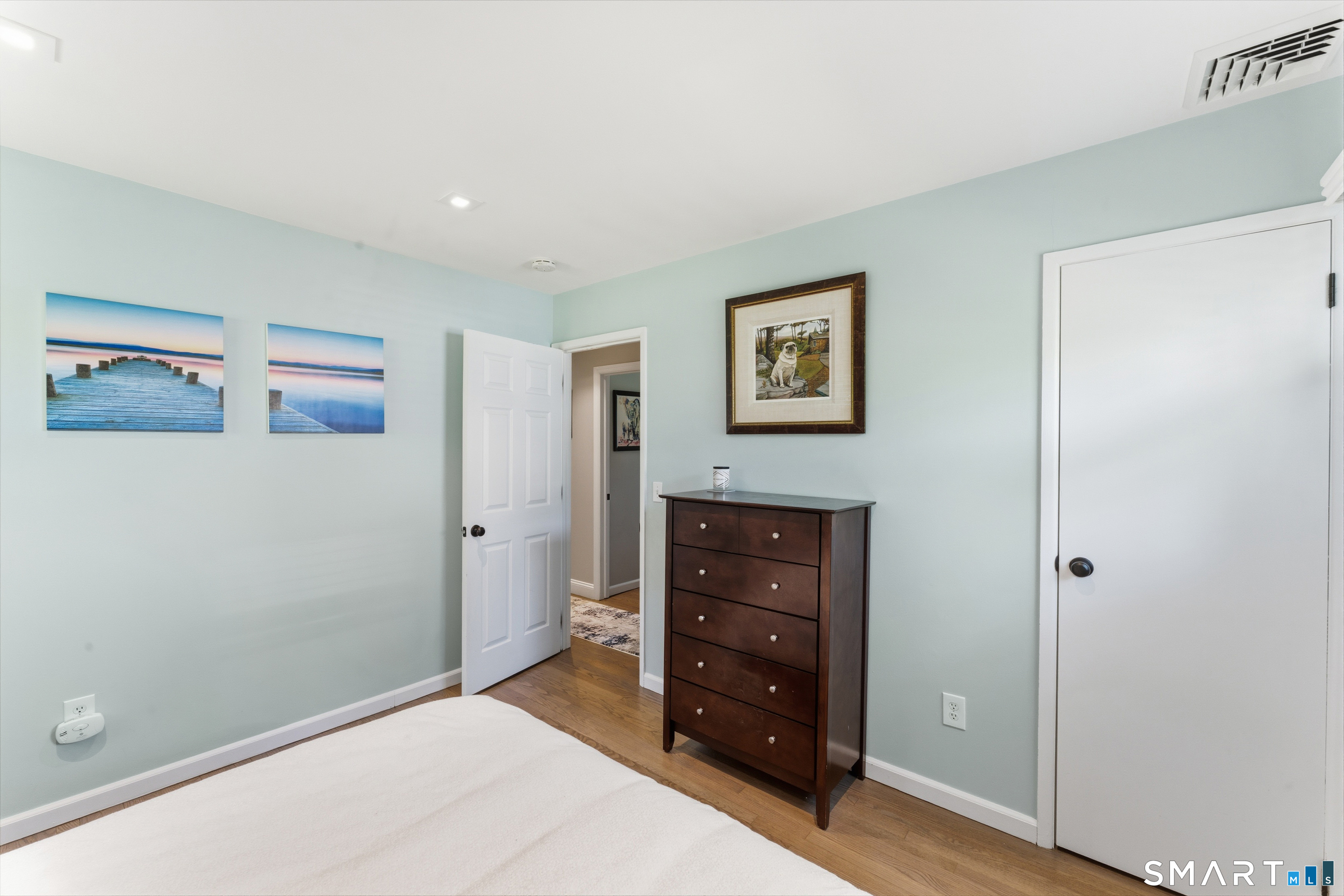 17 Greenbriar Lane Newtown CT 06470