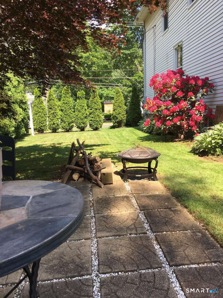 294 Church Street Guilford CT 06437
