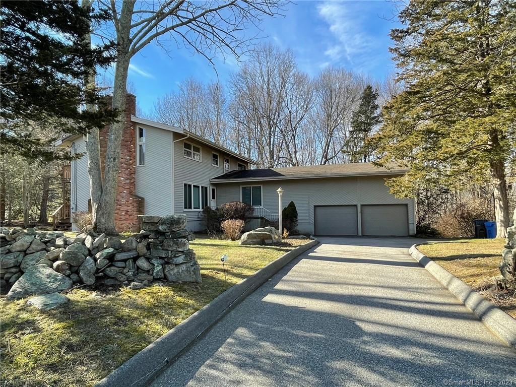 12 Coachman Pike Ledyard CT 06339