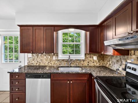 15 Partridge Lane Clinton CT 06413