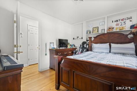 21 Redcoat Road Norwalk CT 06850