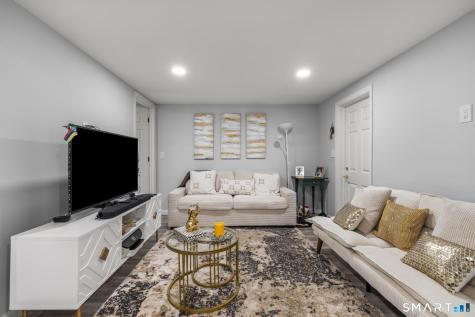 21 Redcoat Road Norwalk CT 06850