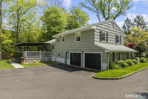 21 Redcoat Road Norwalk CT 06850