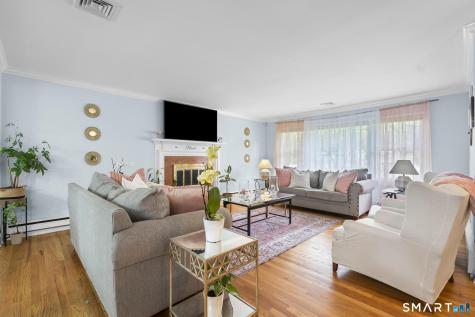 21 Redcoat Road Norwalk CT 06850