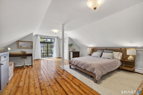 2 Elm Street Groton CT 06355