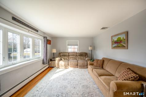 7 Pine Grove Avenue Enfield CT 06082