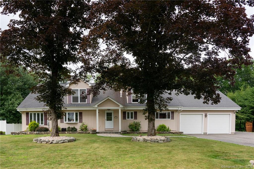 17 Janet Drive Middlebury CT 06762