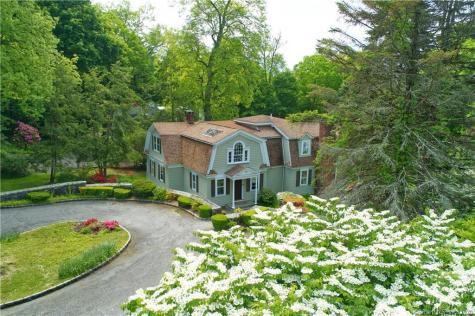 128 Brushy Ridge Road New Canaan CT 06840