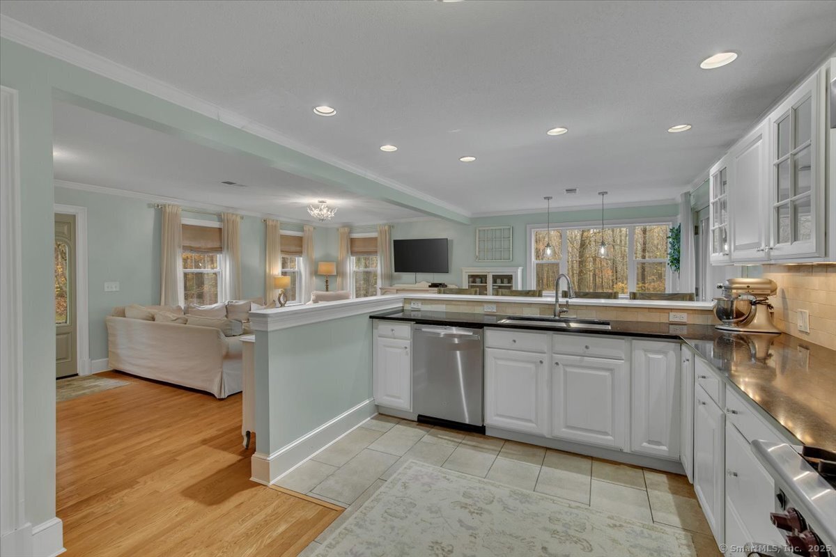 74 Erdoni Road Columbia CT 06237