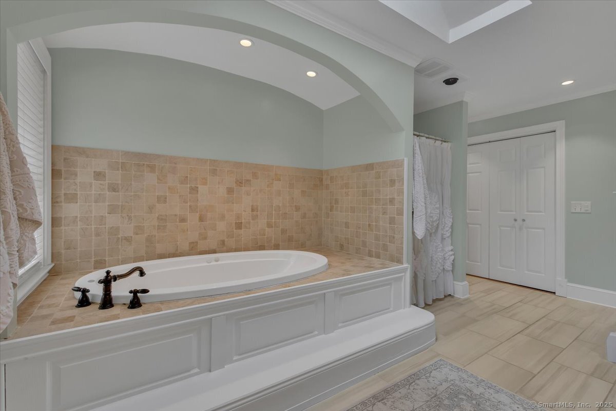 74 Erdoni Road Columbia CT 06237