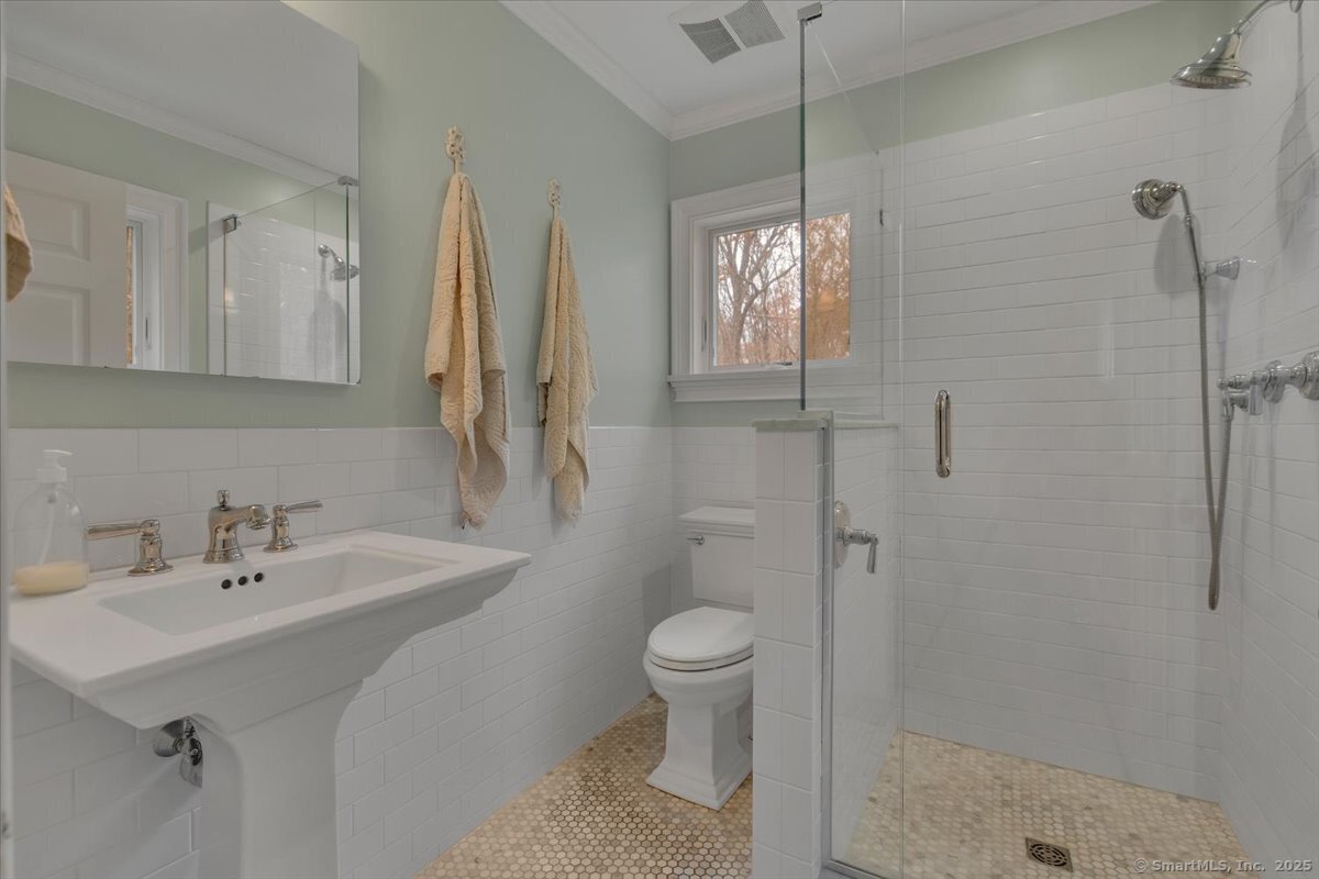 74 Erdoni Road Columbia CT 06237