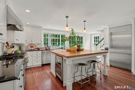 206 Mountain Road Wilton CT 06897