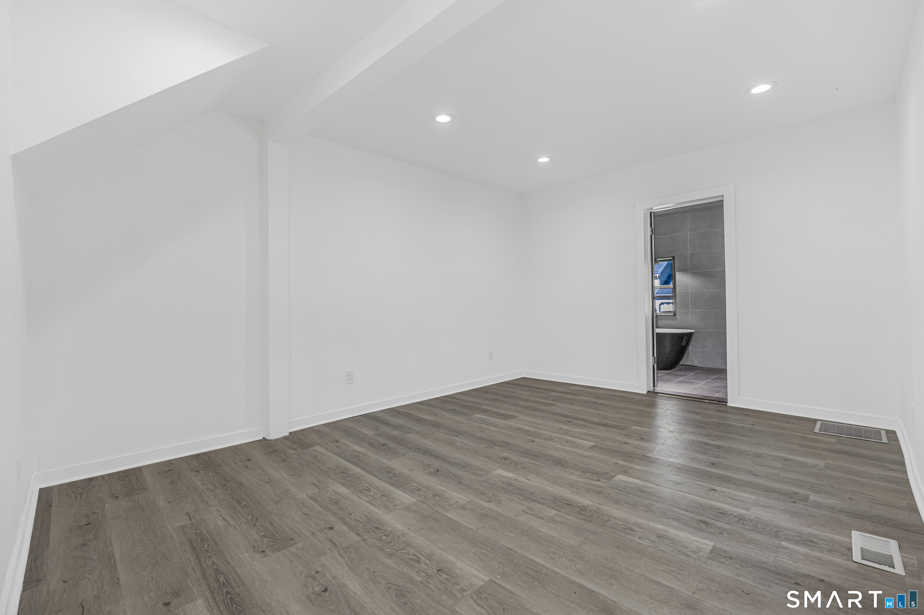 212 Bear Hill Road Bethany CT 06524