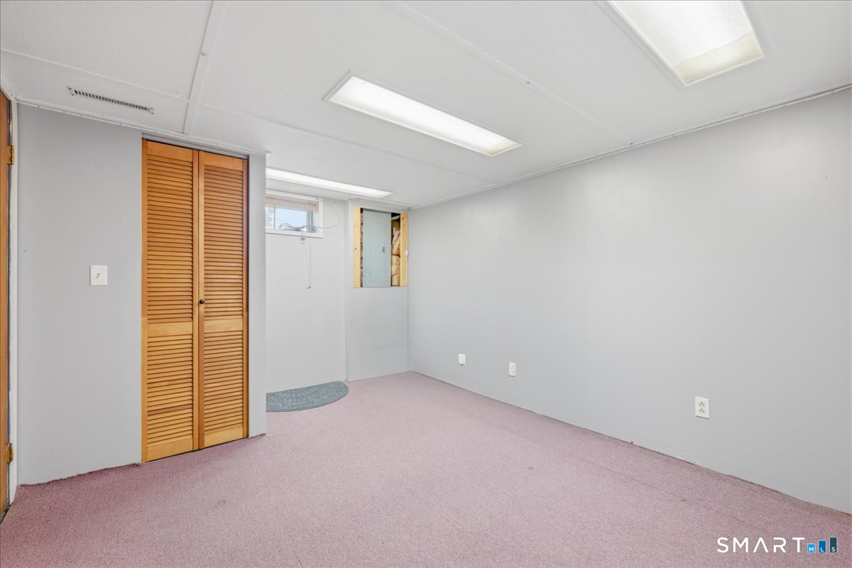 87 James Street Colchester CT 06415