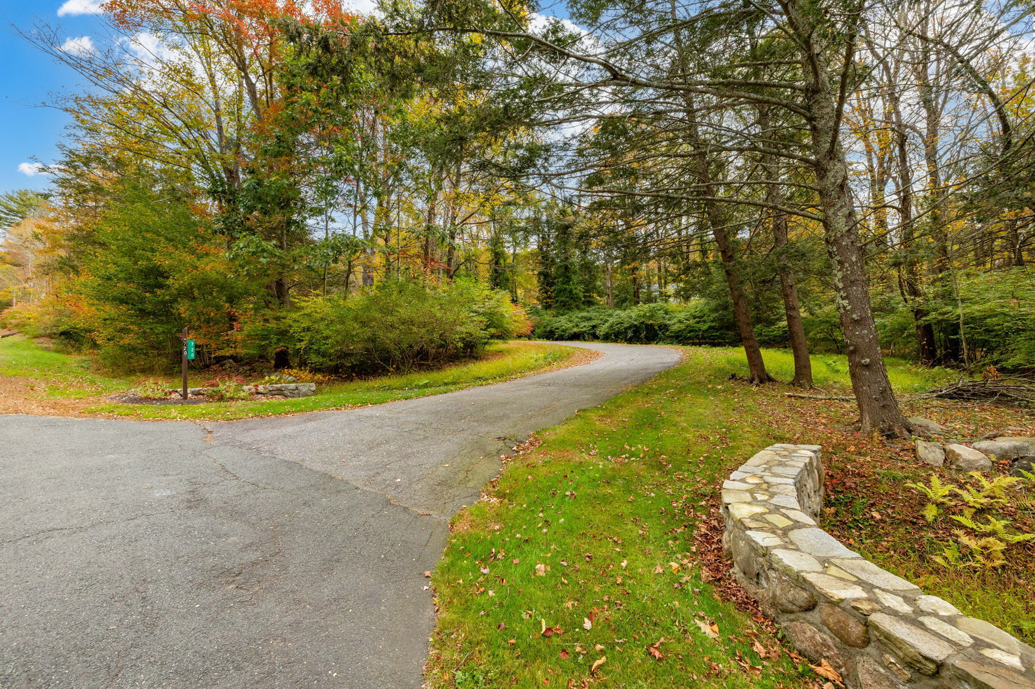 New Hartford CT, 720 Town Hill Road