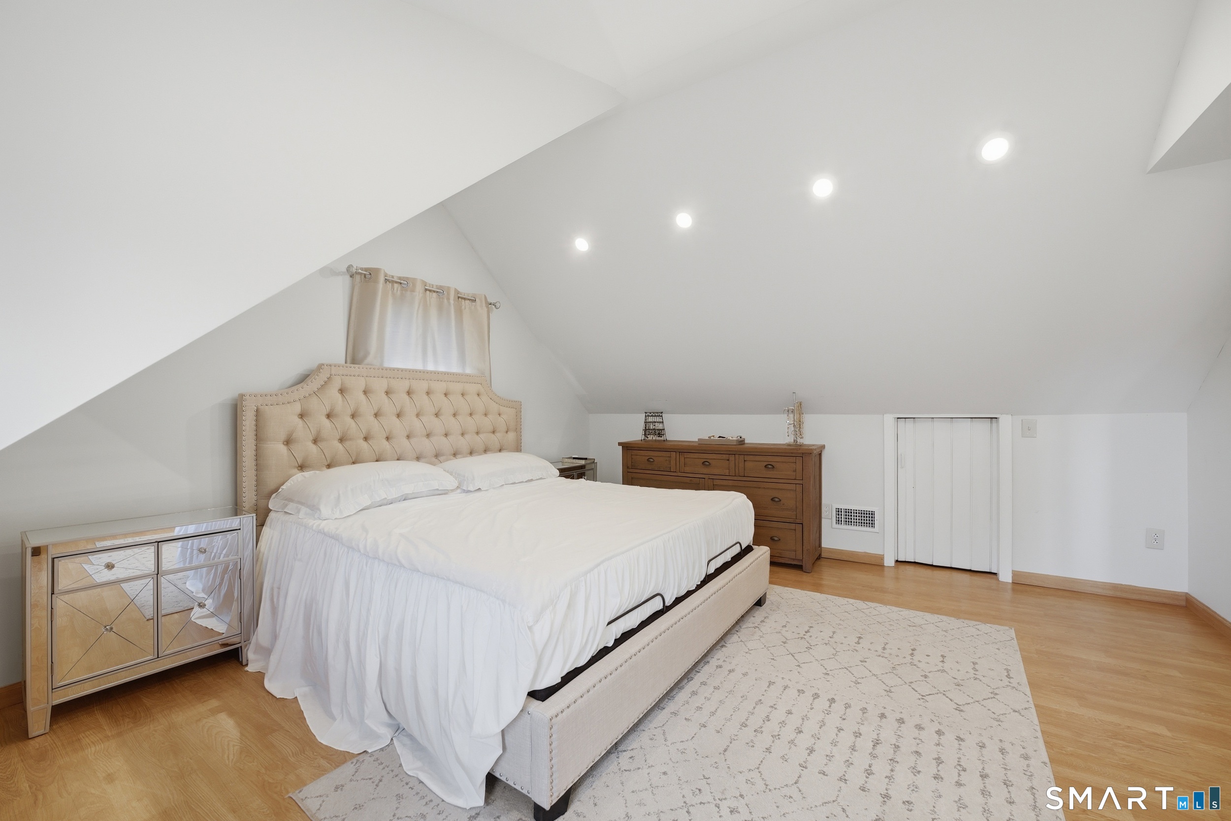 65 Beaver Street Fairfield CT 06824